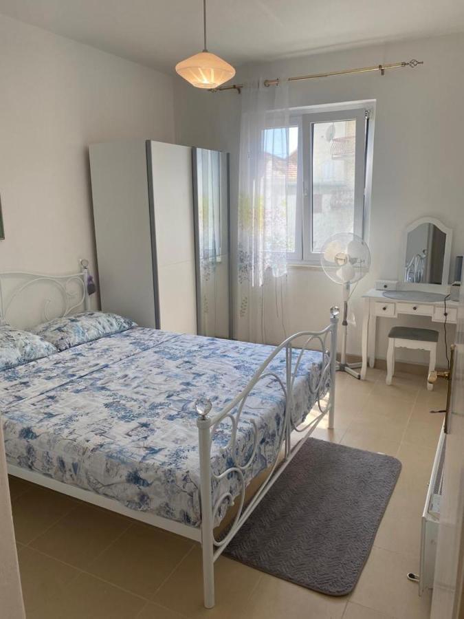 Domuskova Apartment Podstrana Luaran gambar
